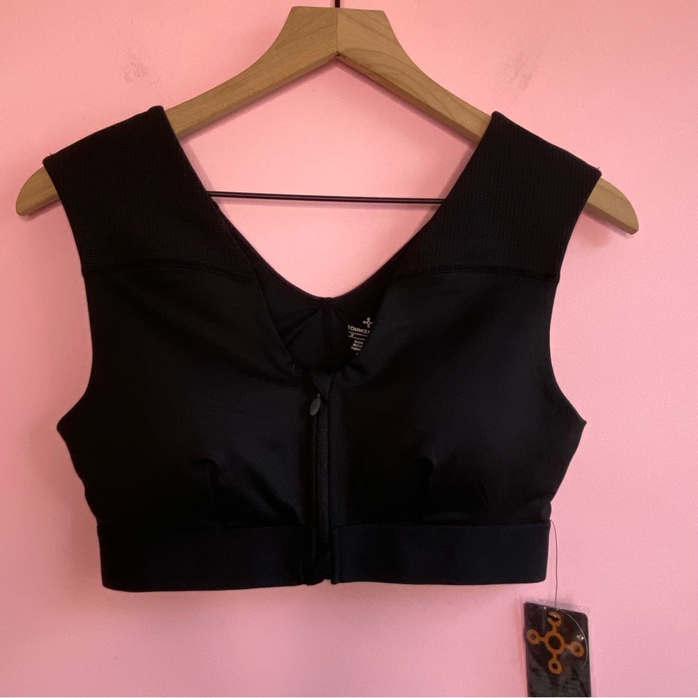 SOLD! Tommie Copper Shoulder Support Bra with Zipper, Black, M - Picture 4 of 15